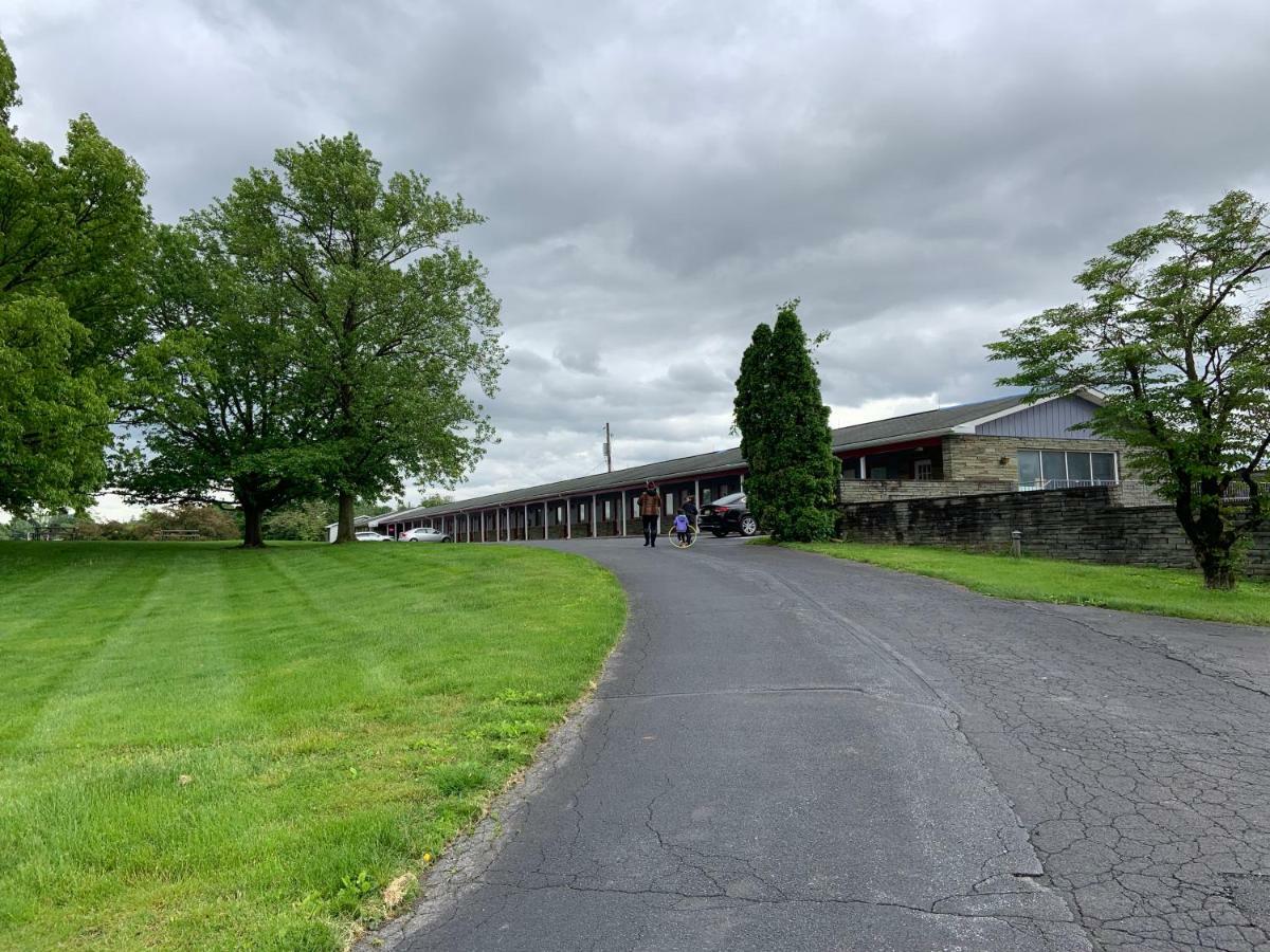 Travelodge By Wyndham Strasburg/Lancaster Amish Country Εξωτερικό φωτογραφία